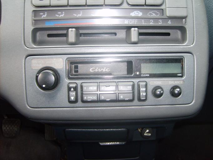 Civic CX Radio.JPG