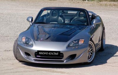 honda_s2000_ap1_silber12g.jpg