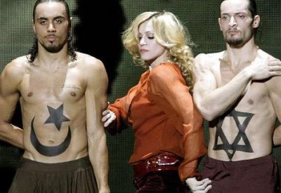 0807madonna2_wideweb__470x323,0.jpg