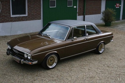 Audi_100_LS_C1_08.jpg