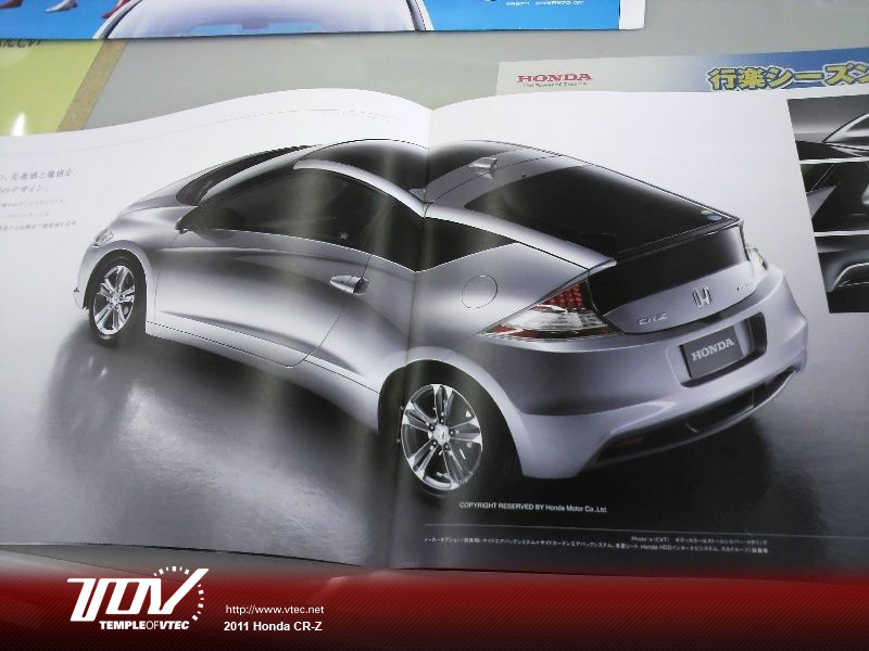 10cr-z_br-02.jpg