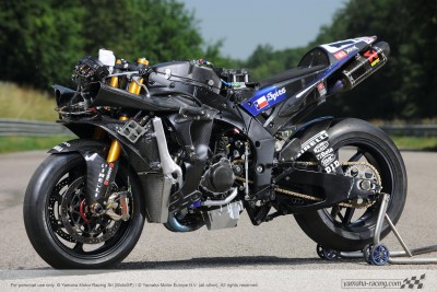 yamaha-yzr-m1.jpg