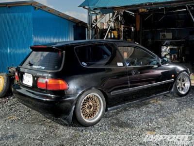 impp_1007_02_o+1993_honda_civic_vti+rear.jpg