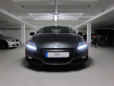 CR-Z frontal Tiefgarage anonym.jpg