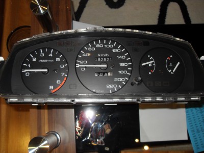 eg5 tacho.JPG