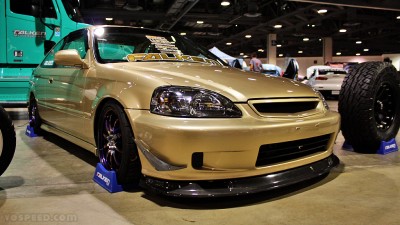 honda-civic-falken-tire-booth.jpg