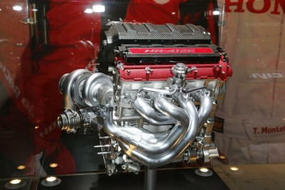 Honda-Civic-HR-412E-1.6-turbo-engine.jpg